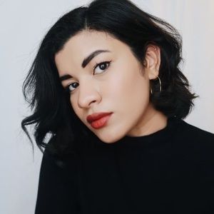 Meet your Posher, Sabrina